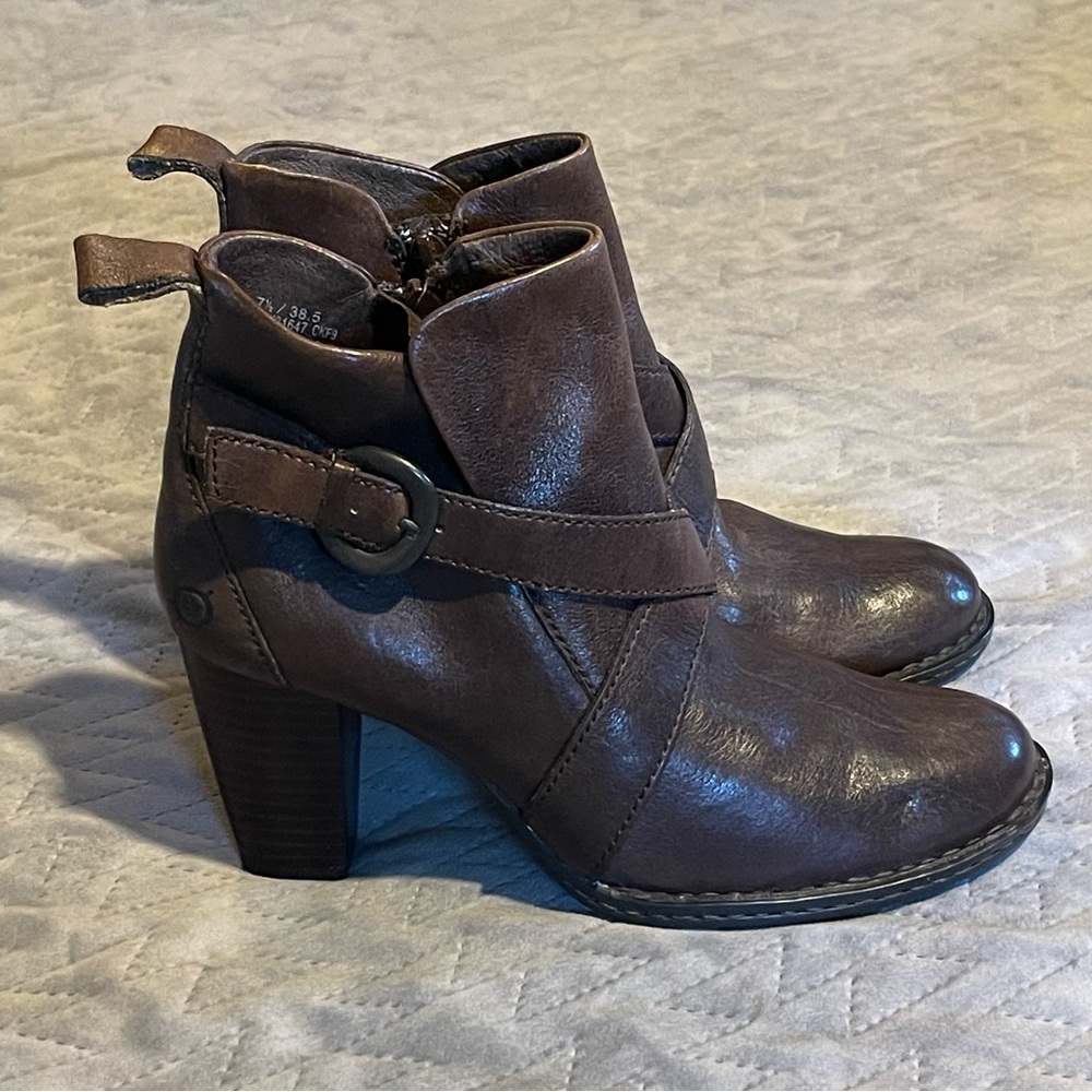 Born side zipper ankle boots womens 7.5 EUC brown - Picture 2 of 13